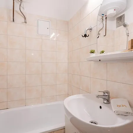 B8 - Grand Boulevard Cozy - Location By Bqa Apartament *