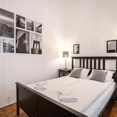 B8 - Grand Boulevard Cozy - Location By Bqa Apartment *