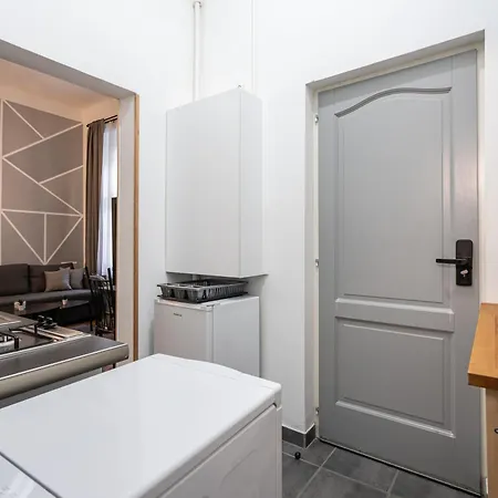 B8 - Grand Boulevard Cozy - Location By Bqa Apartament