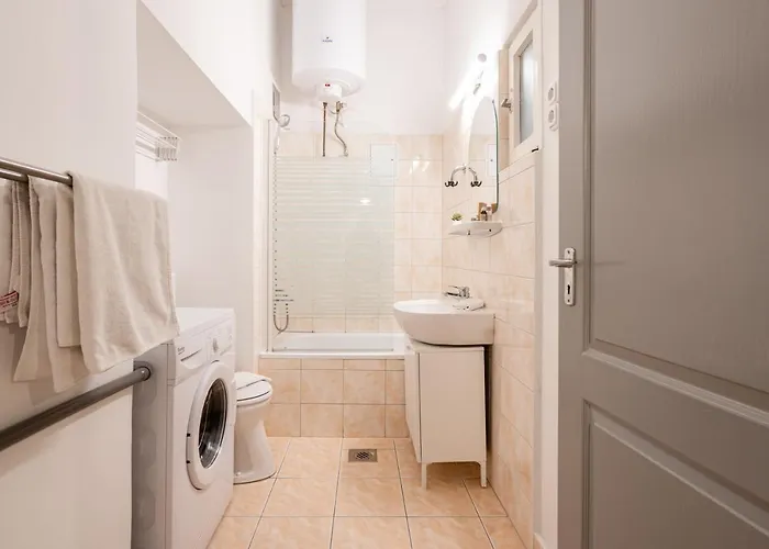 Apartment B8 - Grand Boulevard Cozy - Location By Bqa Budapest