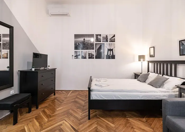 B8 - Grand Boulevard Cozy - Location By Bqa 부다페스트